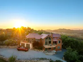 Majestic Julian Lodge - 360° views hot tub - Image 4