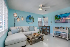 Castaway Cottage paradise at the beach! - Image 2