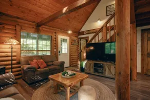 *** Fredelig Lazy Bear Lodge | Dit eget bjælkehus i skoven | 10 min fra Dells * - Image 3