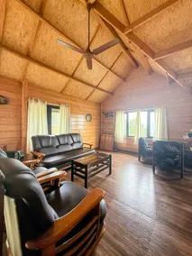 3 bedroom Wood House-Happy Trails - Image 2