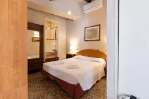 BolognaRoomscom - Santo Stefano Apartments - Image 5