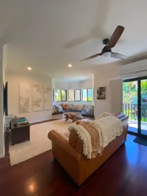 Merindah: Pet-Friendly, Coastal Living at Its Best - Image 2