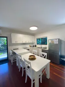 Merindah: Pet-Friendly, Coastal Living at Its Best - Image 5