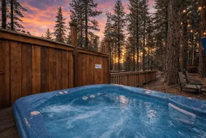 Wagon Train Lodge: AC, Hot Tub, Pool Table, Dogs+ - Image 5