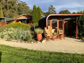 Secluded water views and Sauna, Snug Falls B&B - Image 2