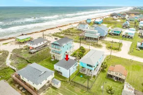 Fully Remodeled 2026– Beach Views, Steps to Beach - Image 4