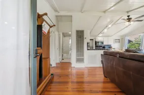 Incredible Lake Hamilton House w Dock!! - Image 4