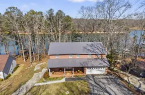 Grizzle’s Getaway Lake Hartwell - Image 3