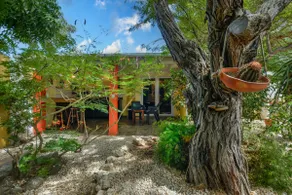 Tropical Cottage w/ Pool - Image 2