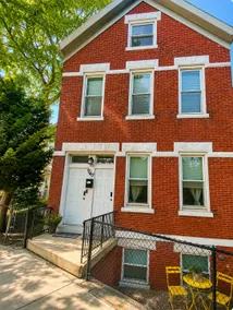 Sunny 1BR Walk-Up Bridgeport | Easy Street Parking - Image 3