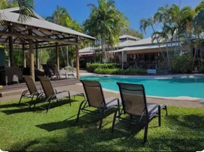 Serenity style and space in tropical surrounds - Image 5