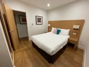 Deluxe 2 bedroom Apartment at 100 Kings Road by House of Fisher - Image 3