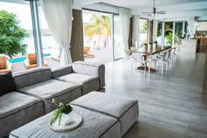 Villa Mariposa Ocean Front Mansion W/Infinity Pool - Image 2