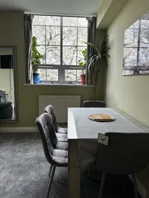 Superb Peaceful 1 bed apartment in St George. - Image 5