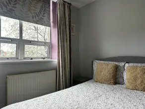 Superb Peaceful 1 bed apartment in St George. - Image 3