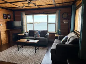 Beachside Cottage - Image 2