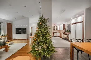 Arctic Circle Luxury House - next to Santa's Village - Image 2