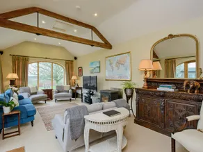 The Stables At Weedon Hill Farm - Image 2