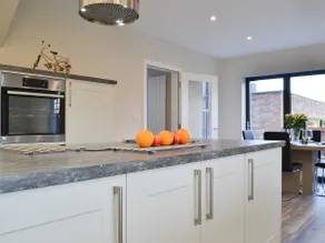 The Carriage House - Image 5