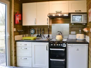 Treehouse Cabin - Image 5