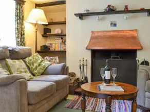 Yew Tree Cottage - Image 2