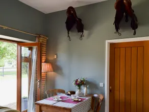 Saddle Room - Image 5