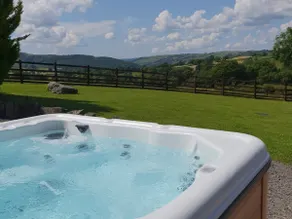 Y Dderwen At Brynglas Farm - Image 3