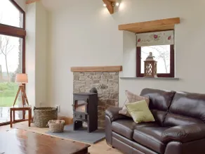 Southlands Barn - Image 2