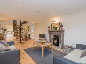 Hall Cottage - Image 3