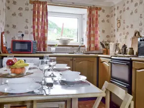 Waterfall Cottage - Image 3