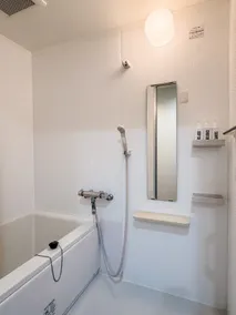 2F Spacious Apartment in Shibuya/ Shinjuku Tokyo - Image 4