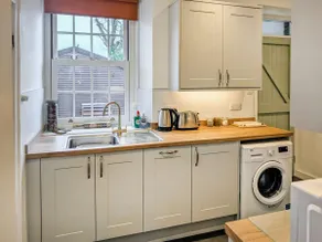 The Cottage - Image 5