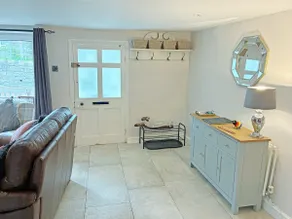 Cosy Cottage - Image 3