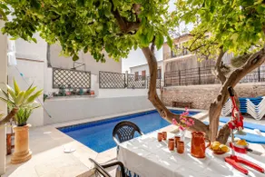 Large pool, 6 bedrooms, air conditioning - Image 5