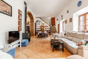 Large pool, 6 bedrooms, air conditioning - Image 2