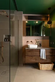 Architectural Conversion 2Bed on Smith St +Parking - Image 3