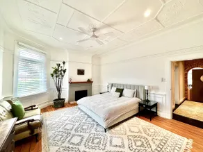 Marrickville Unique Stylish and Fresh Renovated Apartment and Studio - Image 2