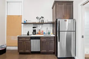 1BR w/ Parking – Walk to Convention Center & Stadi - Image 2