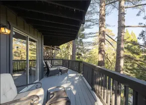 A-frame modern cabin, tree top lake view fireplace - Image 3