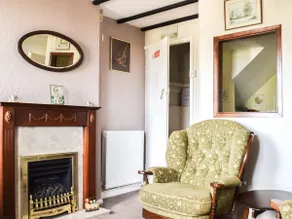 Cosy Cottage - Image 2