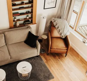 1875 Renovated Schoolhouse with an Igloo! - Image 2