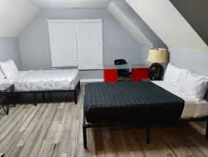 COZY COMFY CRAFTSMAN EARLY  CHECK IN AVAILABLE.  2600 SQ FT - Image 3