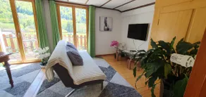 Spacious independent suite in a Swiss chalet - Image 4