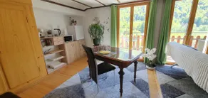 Spacious independent suite in a Swiss chalet - Image 2