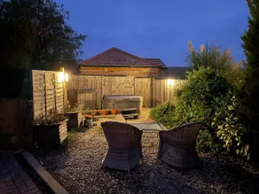 Holiday cottage With hot tub - Image 2