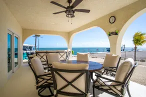 Ocean View Gem 3/2.5 Home 70` Dock Cabana Club included, and Jacuzzi on Property - Image 3
