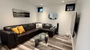 Spacious suite in Kits, AC/total privacy/quiet/UBC - Image 2