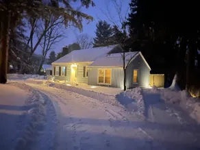 Welcome to the Blue Cottage in Claverack NY - Image 2