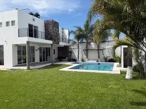 Casa Blanca Morelos, Pool, Garden and Grill - Image 2