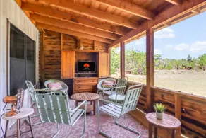 Live Oak Lodge at Wanderin’ Star Farms - Image 4